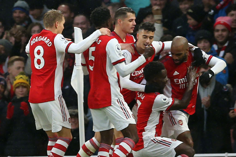 国米官方：阿切尔比右大腿股二头肌拉伤，据悉将缺席一个月