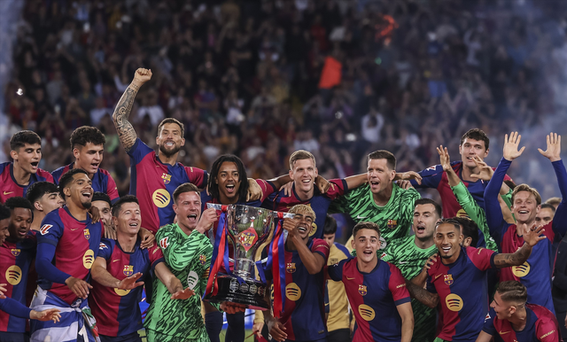 TA：随着主席选举临近，巴萨的长期引援议题根本无法提上议程