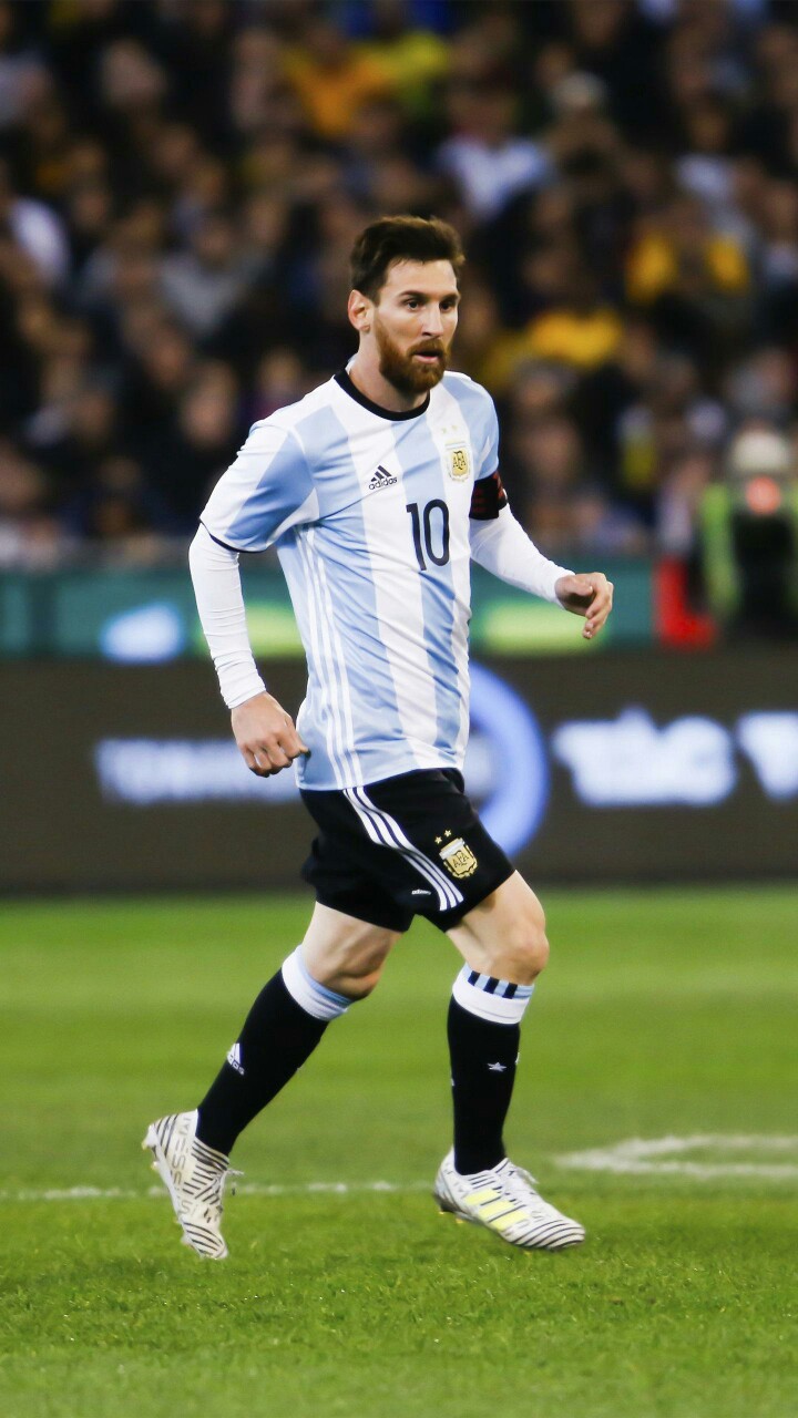 巴黎圣日耳曼梅西助攻内马尔破门