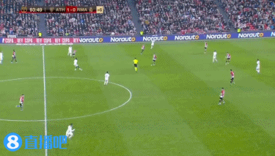 意媒：罗马也在关注维罗纳前锋焦瓦内，加斯佩里尼对他很欣赏