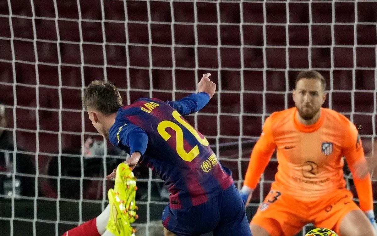 麦卡利斯特：庆祝动作是献给家人的；希望梅西能一直在国家队