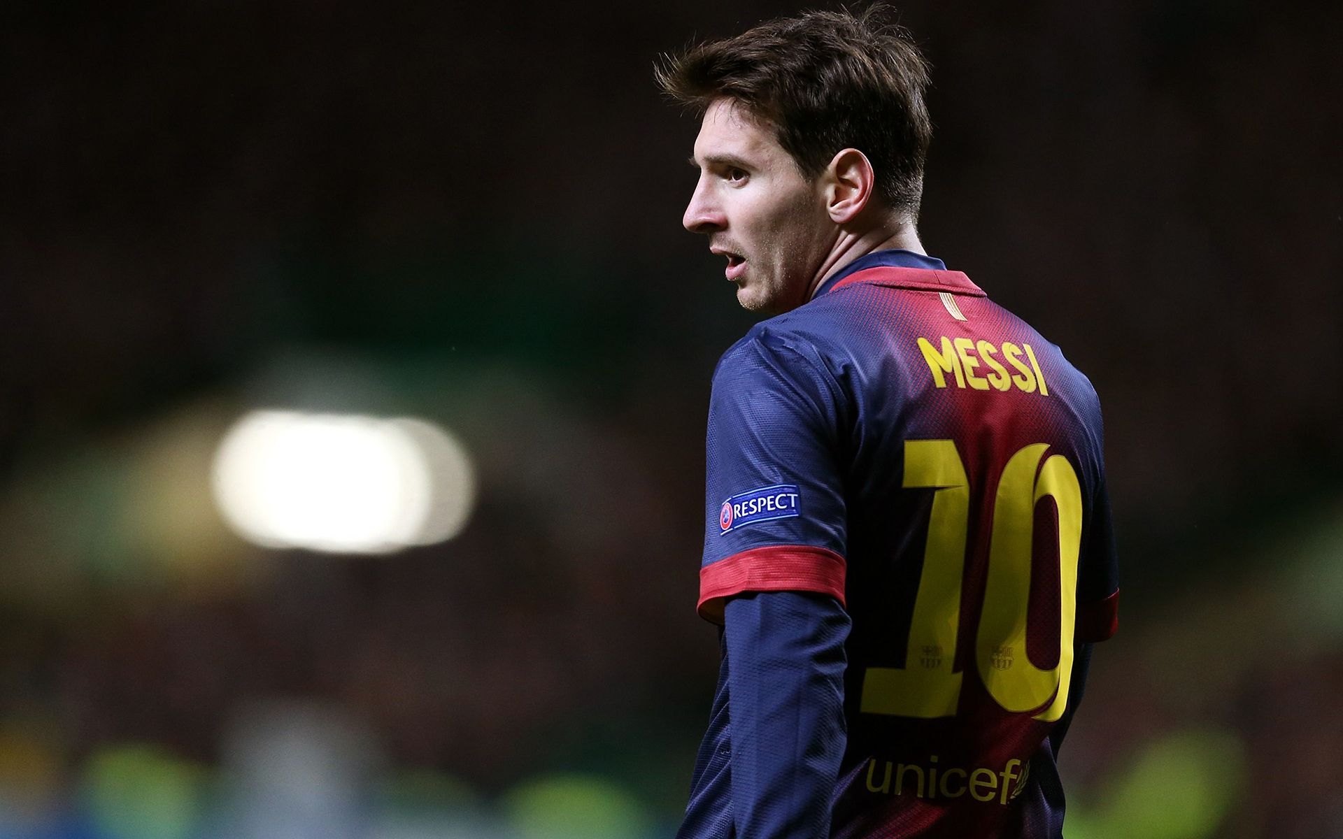 法媒：阿尔及利亚有意招揽姆巴佩弟弟埃唐，球员本人暂未表态