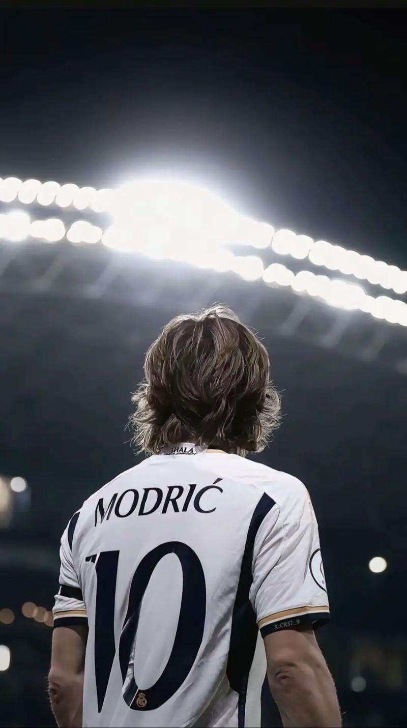 看看谁回来了！今日欧冠对阵闪耀，罗伊斯重返多特主场